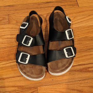 Birkenstock Milano Black and White Size 40 Narrow